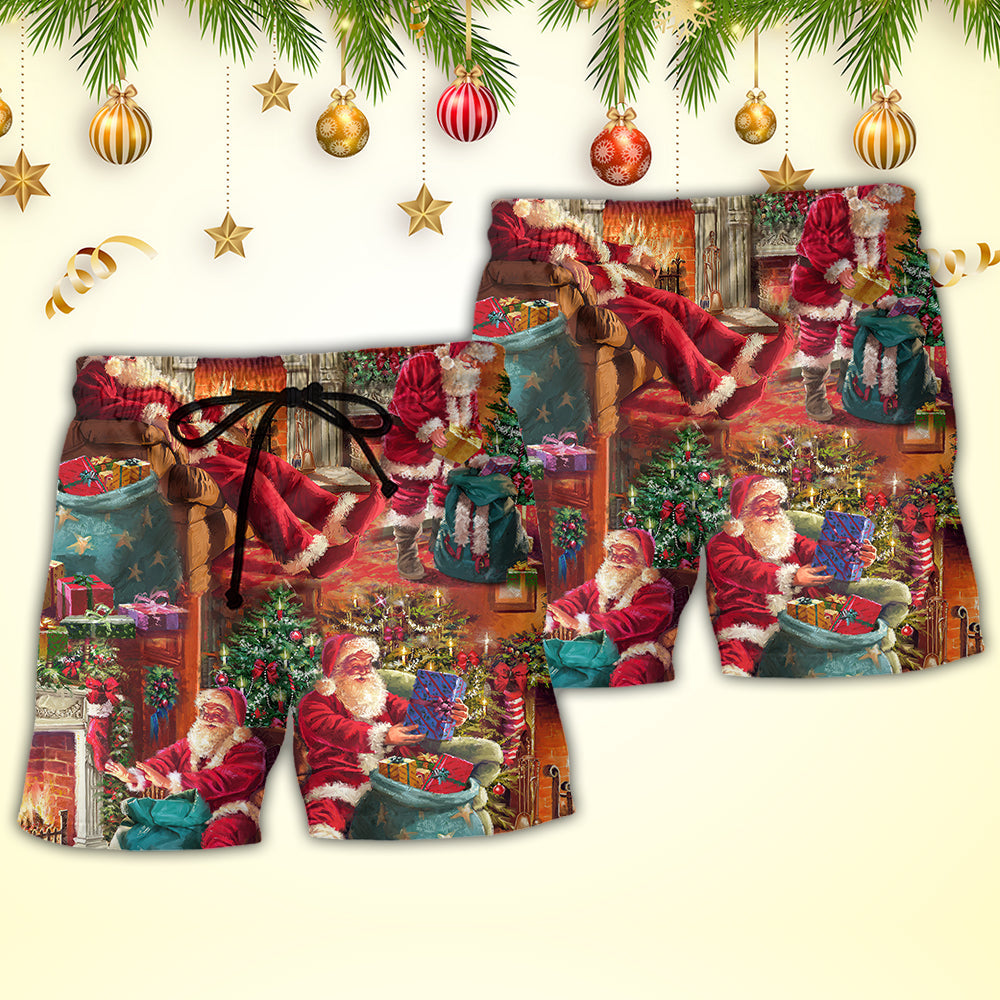 Santa Story Christmas Beach Shorts Pattern Detail For Coastal Leisure And Travel Ready Comfort