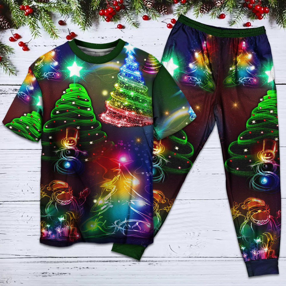 Joyful Christmas Holiday Wishes Short Sleeve Pajamas Set For Holiday Bedtime And Cozy Home Wear