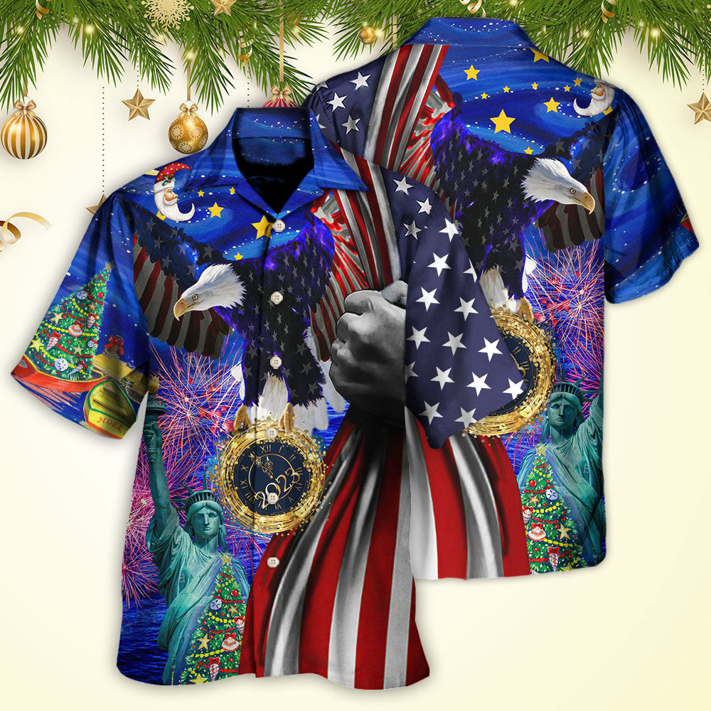 Christmas Patriotic New Year Hawaiian Shirt With Detailed Graphic For Summer Vacation Beach Travel And Casual Wear