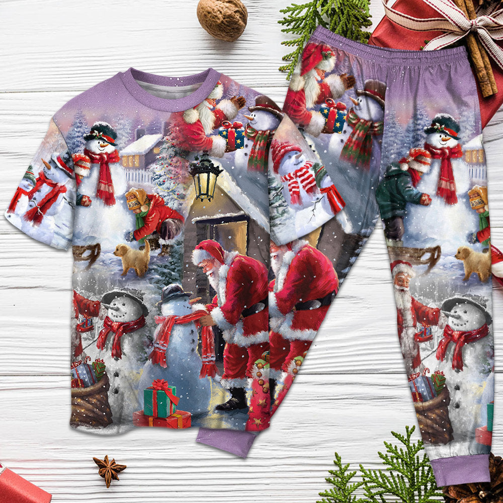 Santa Building A Snowman Gift Short Sleeve Pajamas Set For Festive Sleepovers And Family Photos