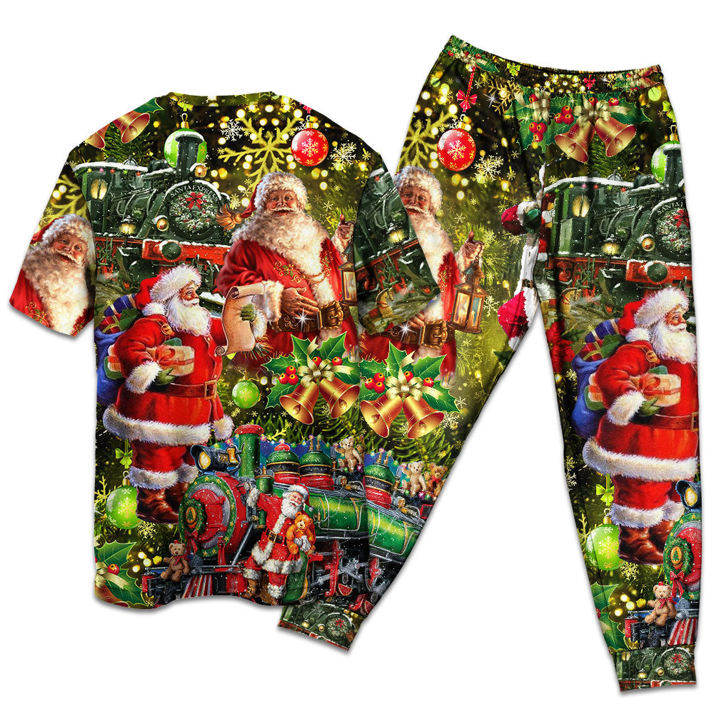 Santa Christmas Gift Delivery Short Sleeve Pajamas Set For Festive Sleepovers And Family Photos