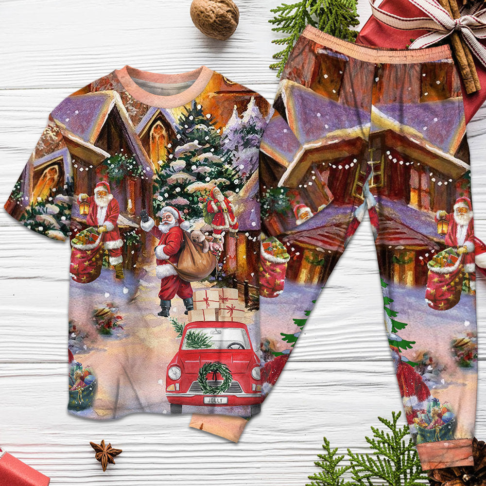 Santa Christmas Gift Delivery Short Sleeve Pajamas Set For Holiday Bedtime And Cozy Home Wear