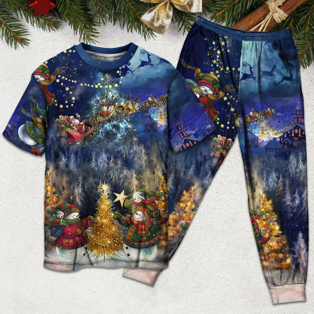 Loving Family Christmas Short Sleeve Pajamas Set For Winter Nights And Thoughtful Gifting
