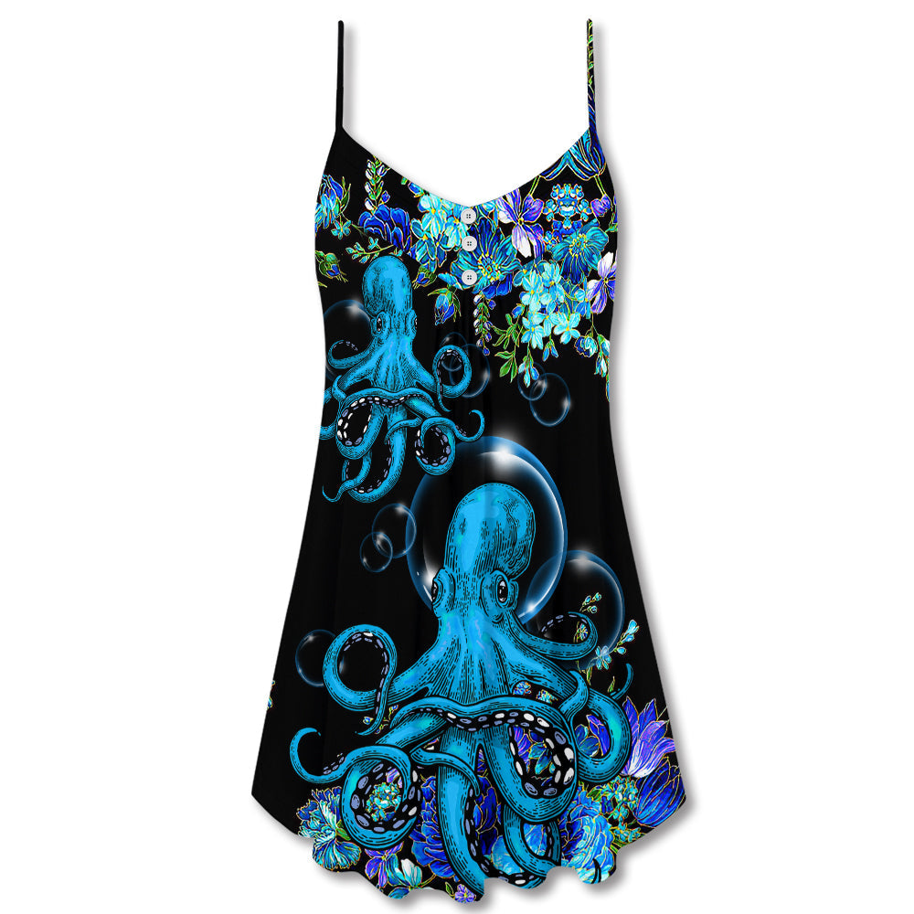 Octopus With Flowers Ocean Day V-Neck Sleeveless Cami Dress For Beach Trips And Relaxed Vacation Style