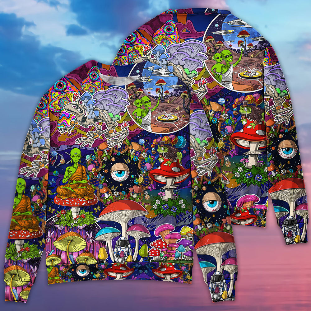 Hippie Mushroom Alien Colorful Sweater For Boho Festivals Weekend Trips And Relaxed Casual Styling