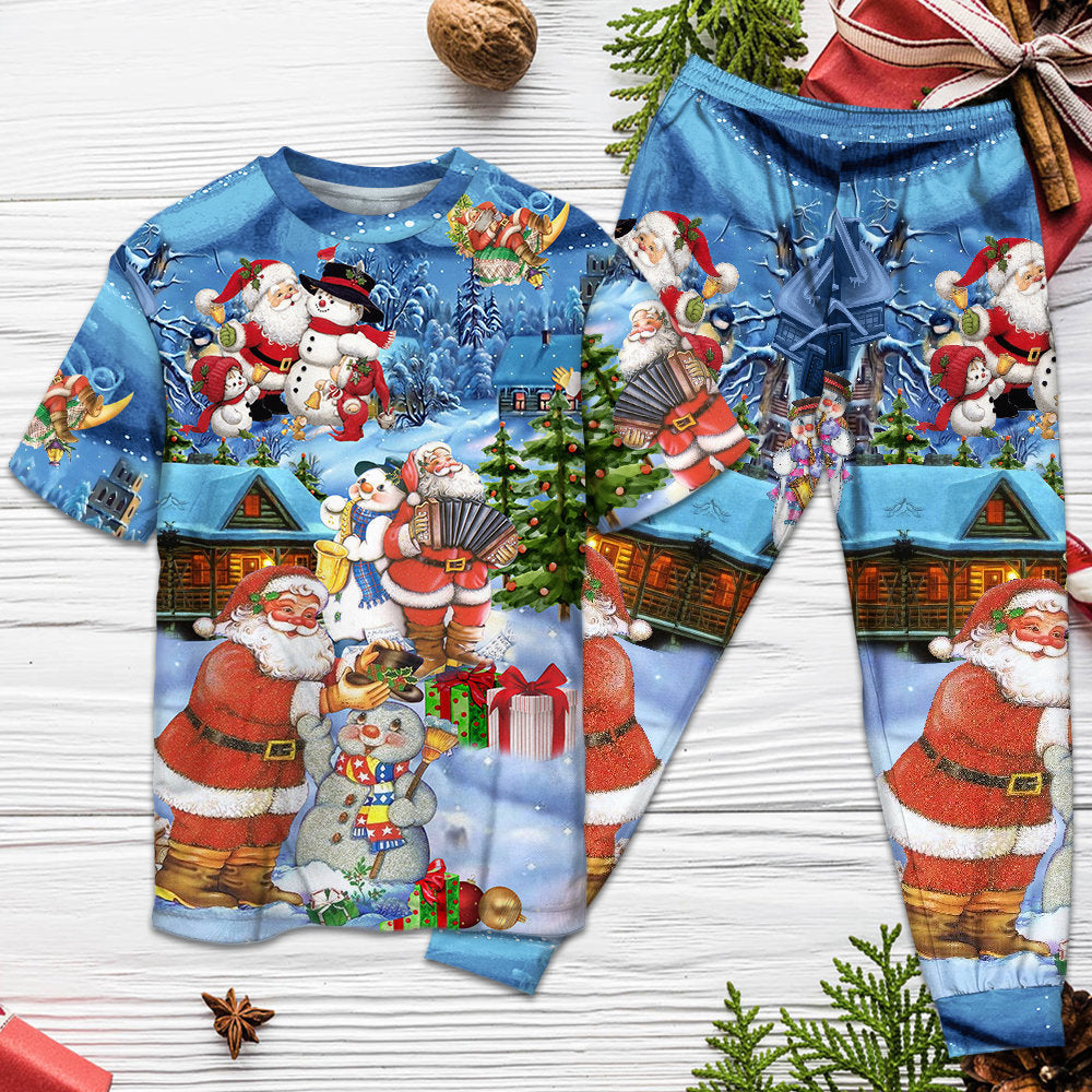 Santa And Snowman Friends Christmas Short Sleeve Pajamas Set For Winter Nights And Thoughtful Gifting
