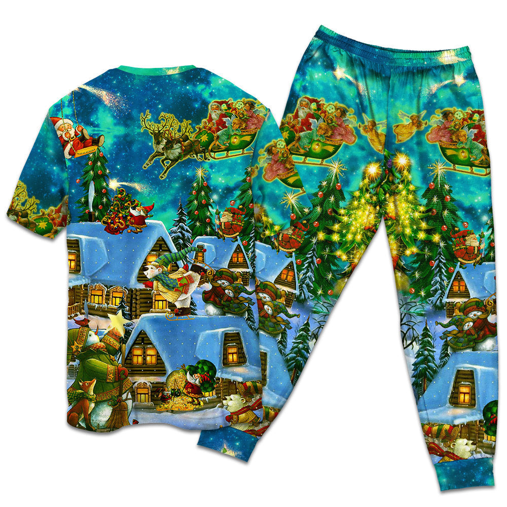 Magical Christmas Night Short Sleeve Pajamas Set For Christmas Sleepwear And Family Lounging