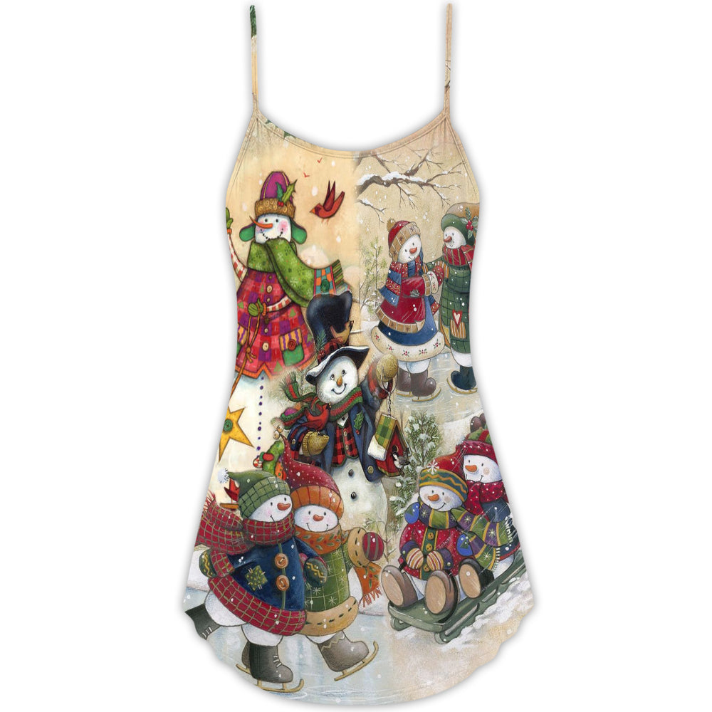 Snowman Couple Winter Love V-Neck Sleeveless Cami Dress For Festivals Travel And Relaxed Casual Summer Wear