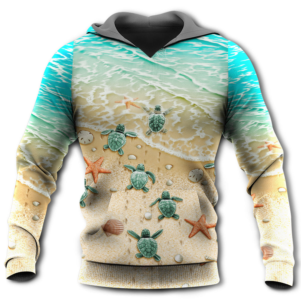 Turtle Love Ocean Hoodie For Sea Enthusiasts Vacation Style And Comfortable Layering