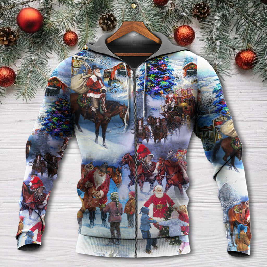 Christmas Cowboy Santa Family Love Hoodie For Christmas Gatherings Outdoor Trips And Relaxed Seasonal Style