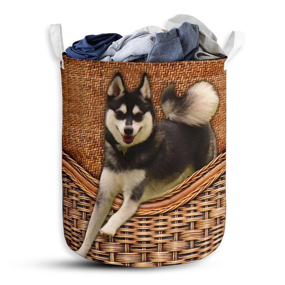 Small Size Alaskan Klee Kai Dog Rattan Texture Laundry Basket For Bathroom Bedroom Storage