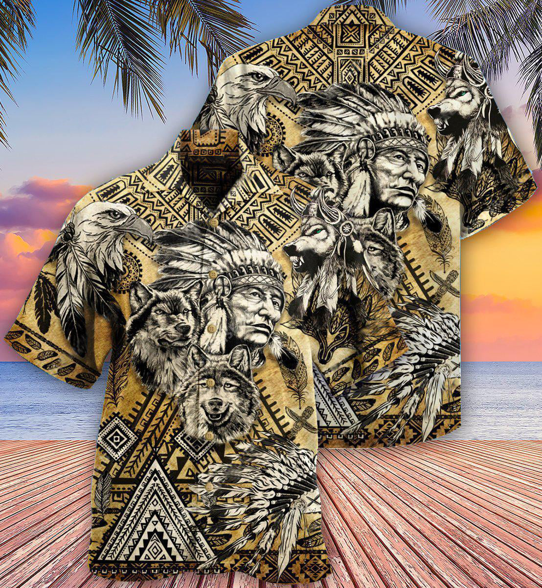 Bohemian Vintage American Hawaiian Shirt Pattern Detail For Vacation Travel And Daily Wear