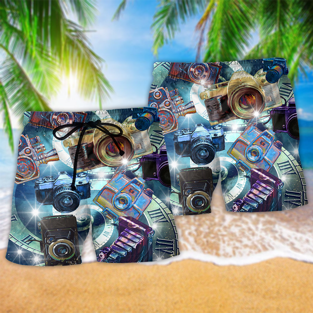 Camera Keeps Great Memories Retro Beach Shorts Pattern Detail For Relaxed Warm Weather Outfits