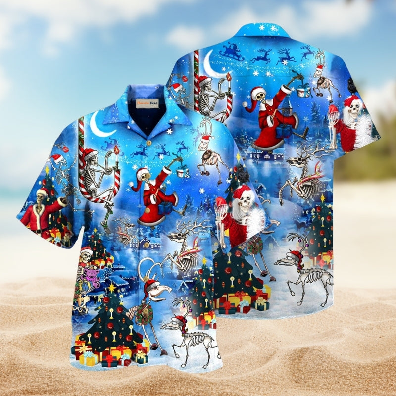 Festive Christmas Hawaiian Shirt For Winter Celebrations, Beach Travel, And Relaxed Holiday Wear