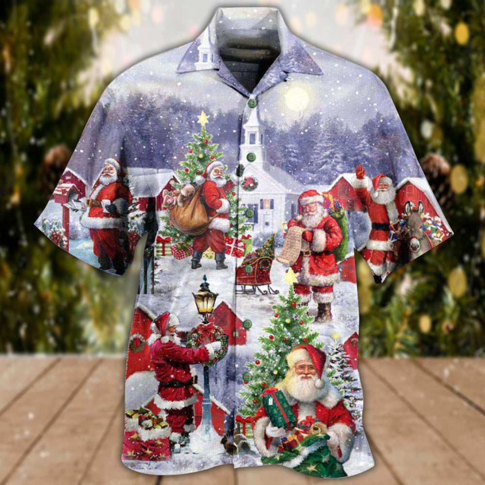 Festive Christmas Hawaiian Shirt For Warm Weather Adventures And Everyday Comfort