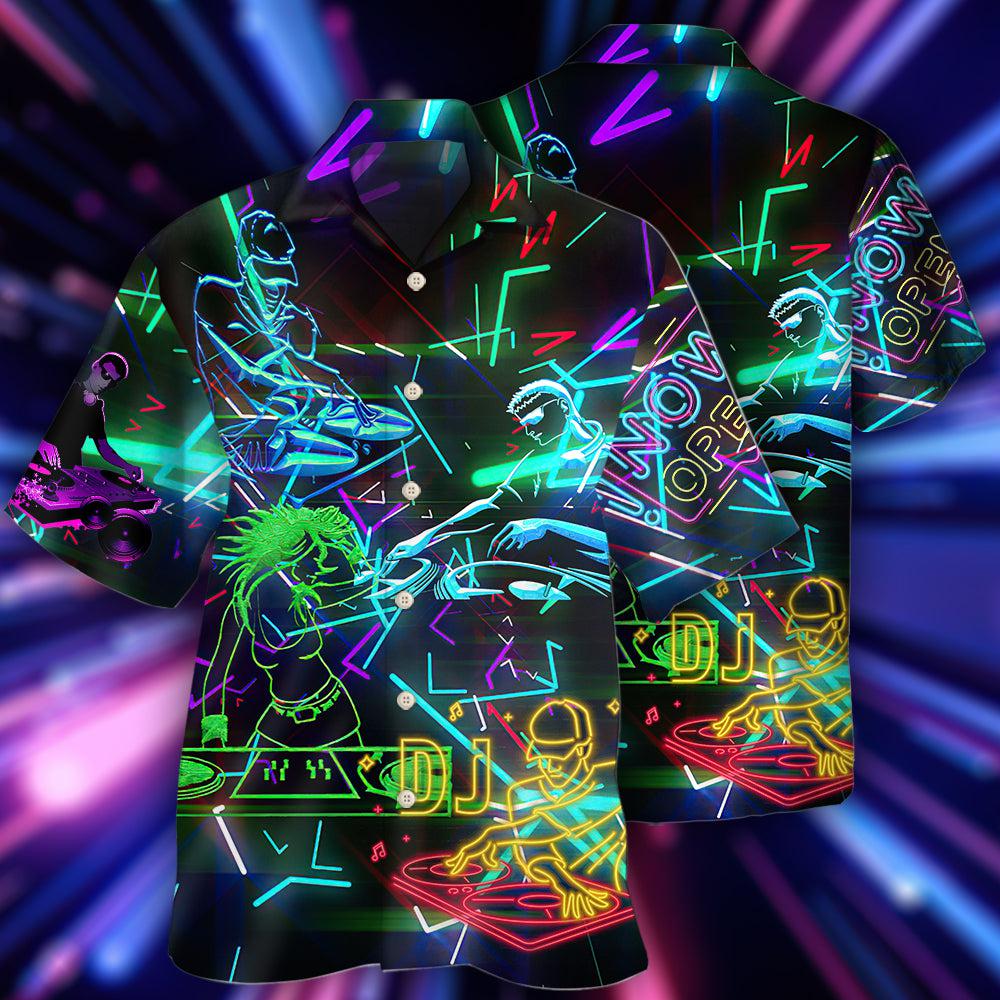DJ Music Hawaiian Shirt With Detailed Graphic For Resort Travel Summer Outings And Casual Gatherings