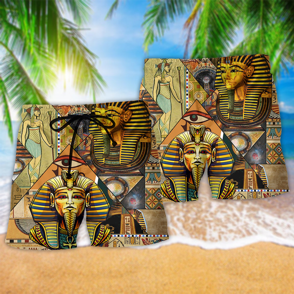 Egyptian Pyramid Beach Shorts Pattern Detail For Leisure Travel And Relaxed Holiday Style