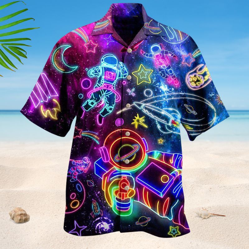Escape To The Stars Astronaut Hawaiian Shirt For Summer Vacation Beach Travel And Relaxed Casual Wear