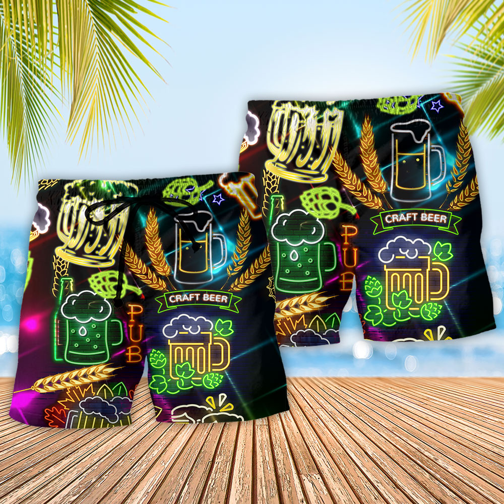 Beer O Clock Beach Shorts Pattern Detail For Coastal Leisure And Travel Ready Comfort