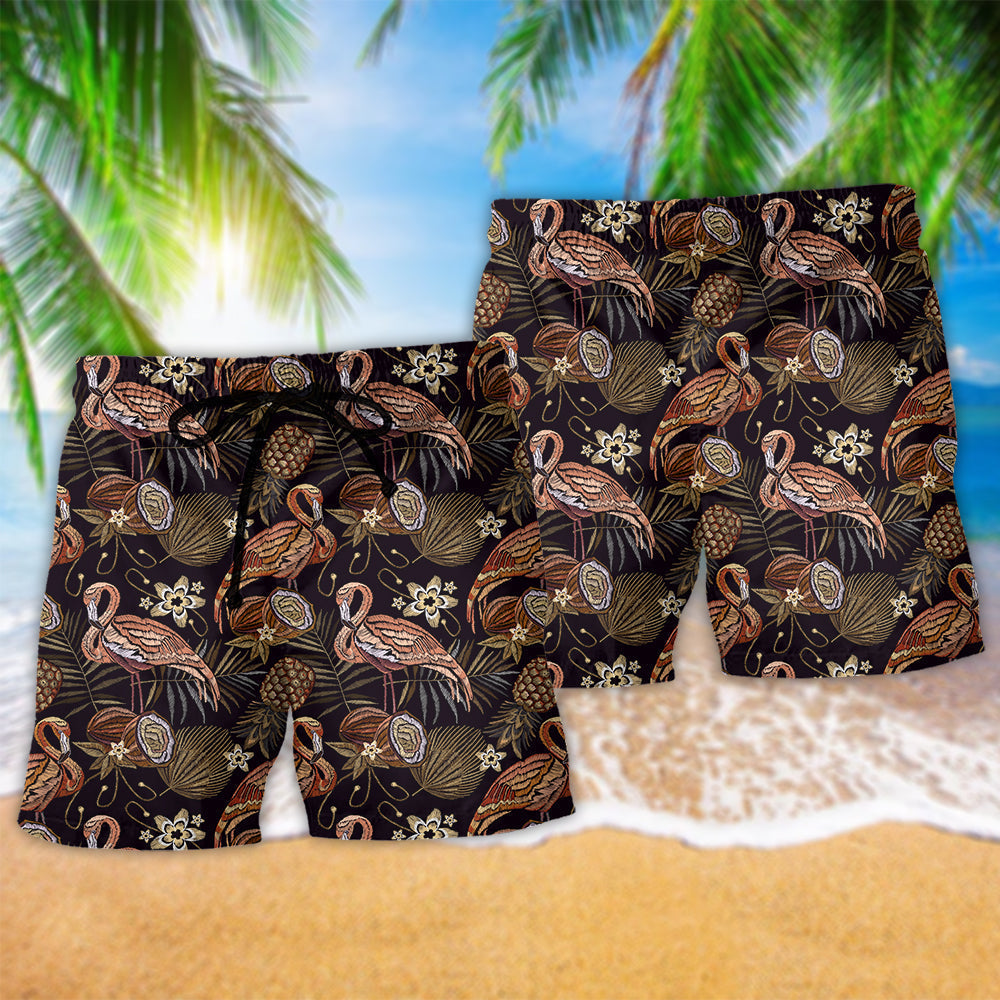 Vintage Flamingo Pineapple Beach Shorts Pattern Detail For Coastal Leisure And Warm Weather Wardrobe