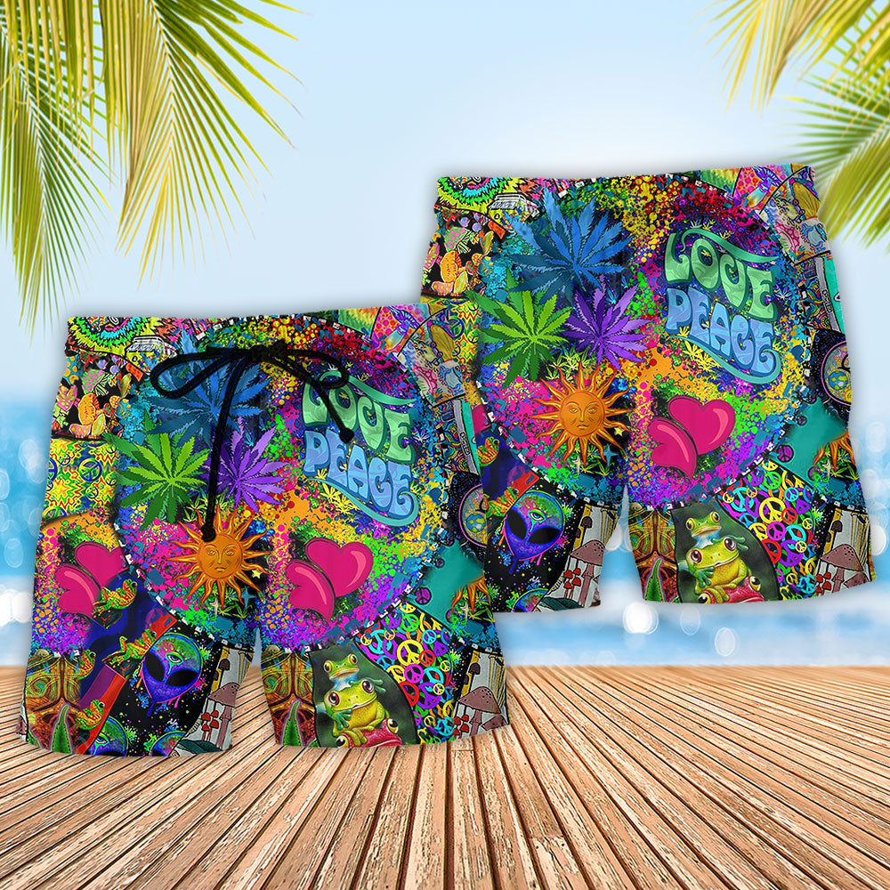 Bohemian Alien Frog Peace Beach Shorts Pattern Detail For Weekend Travel And Relaxed Holiday Style