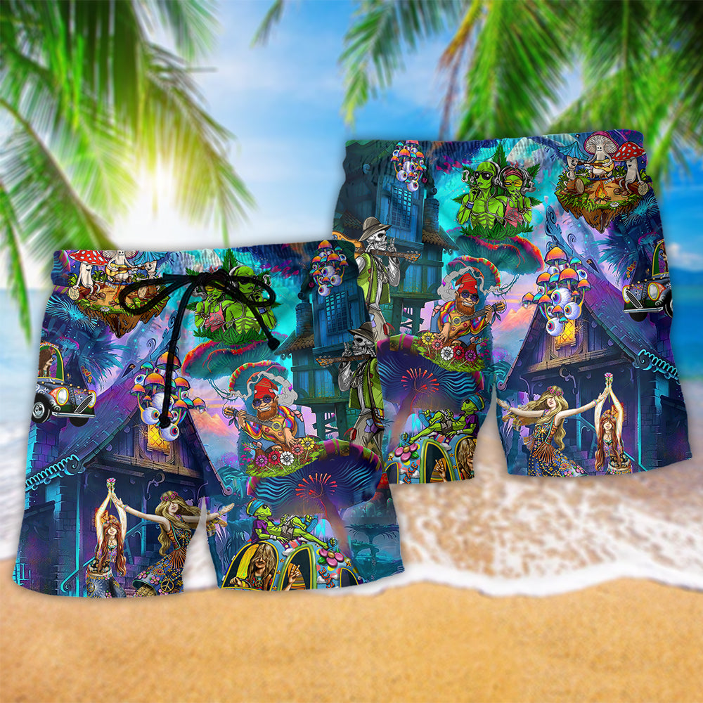 Bohemian Alien Beach Shorts Pattern Detail For Island Trips And Comfortable Daily Wear
