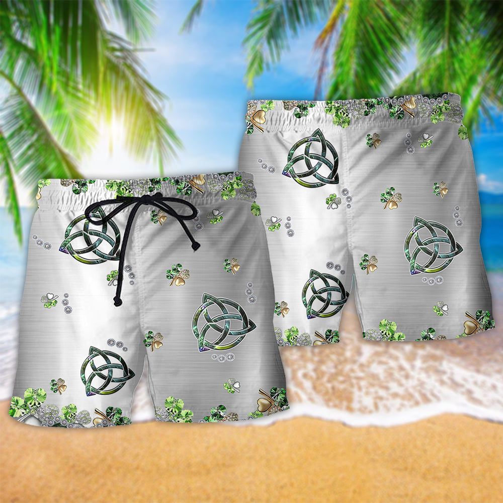 Irish Clover Metal Style Hawaiian Print Beach Shorts For Summer Vacation And Coastal Travel