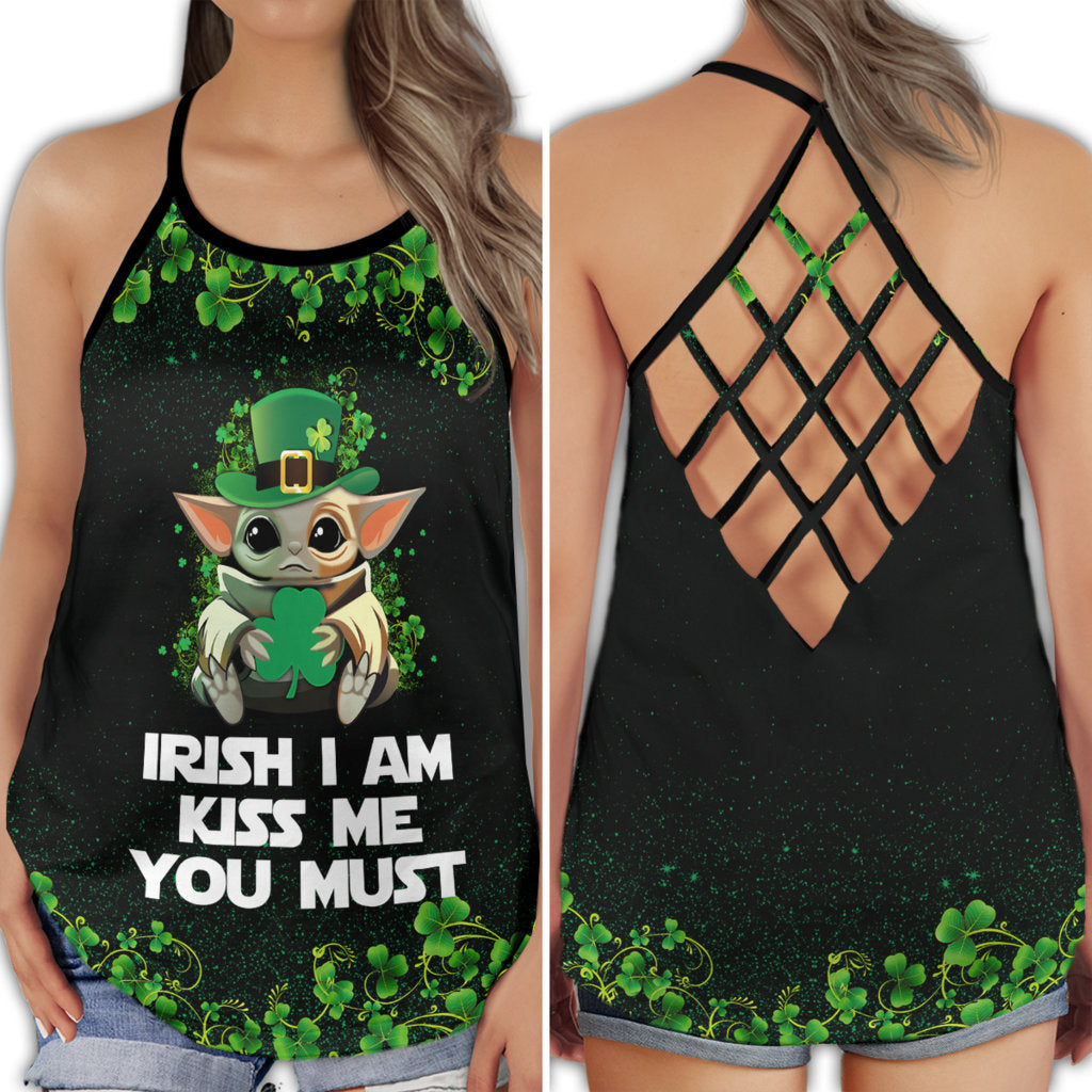 Irish Kiss Me Strong Hollow Tank Top For Yoga Workouts And Casual Wear