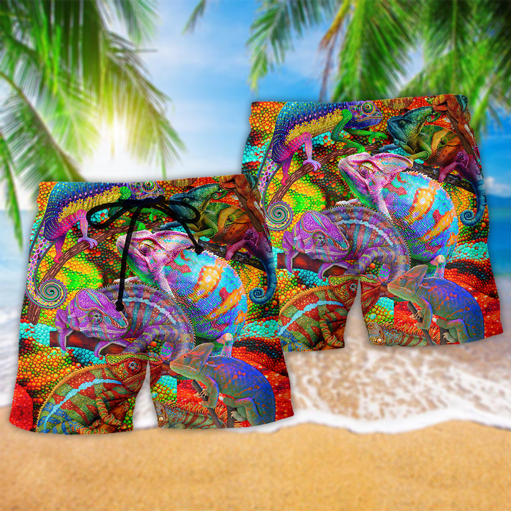 Lizard Animal Beach Shorts Pattern Detail For Casual Outings And Comfortable Resort Style