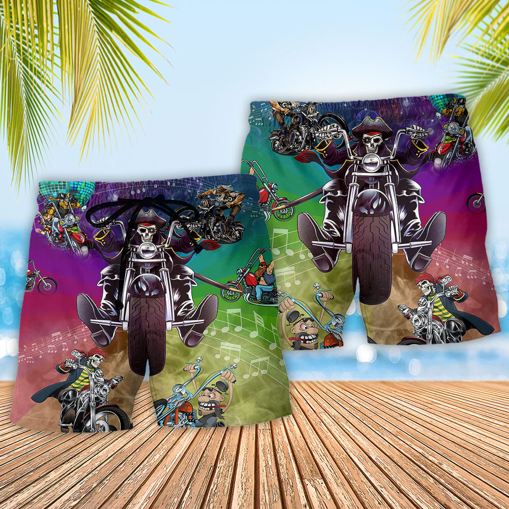 Motorcycle Freedom Beach Shorts Pattern Detail For Leisure Travel And Flexible Everyday Wear