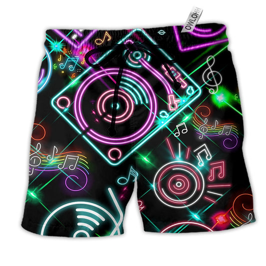Music Record Player In Memory Hawaiian Print Beach Shorts For Beach Days And Casual Style