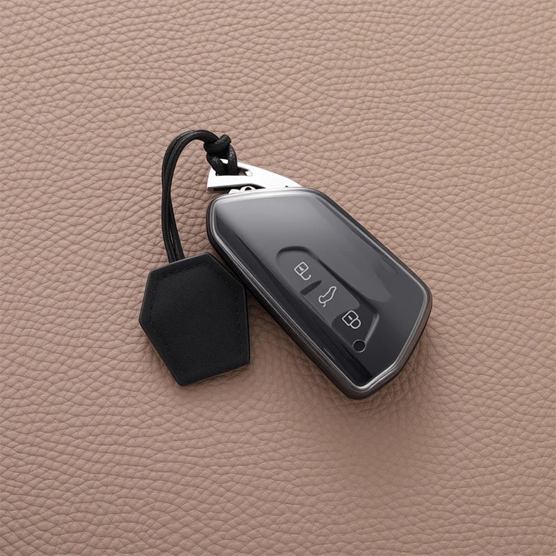 Black-Style TPU Car Key Fob Cover for Volkswagen Golf 8 MK8, ID.4 & ID.6; Skoda Octavia A8; SEAT Leon FR MK4; Cupra