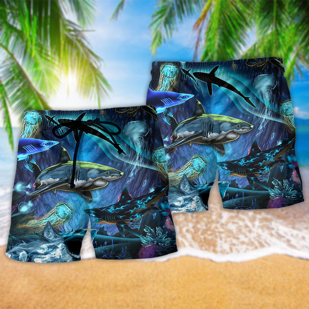 Shark Deep Ocean Beach Shorts Pattern Detail For Vacation Style And Casual Outdoor Comfort
