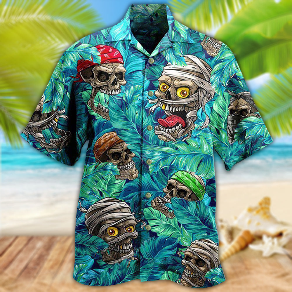 Tropical Skull Hawaiian Shirt With Detailed Graphic For Island Vacation Beach Days And Thoughtful Gifting
