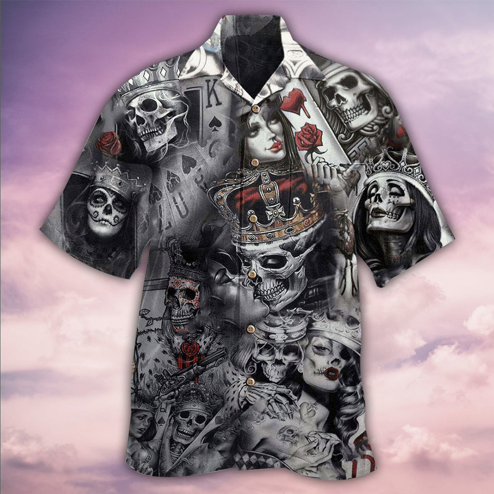 Skull And Casino Cards Hawaiian Shirt With Detailed Graphic For Vacation Parties Beach Outings And Relaxed Daily Wear