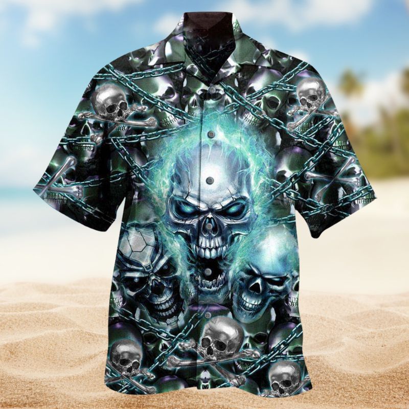Skull Scream Hawaiian Shirt For Mythic Art Lovers, Coastal Outings, And Thoughtful Gift Giving
