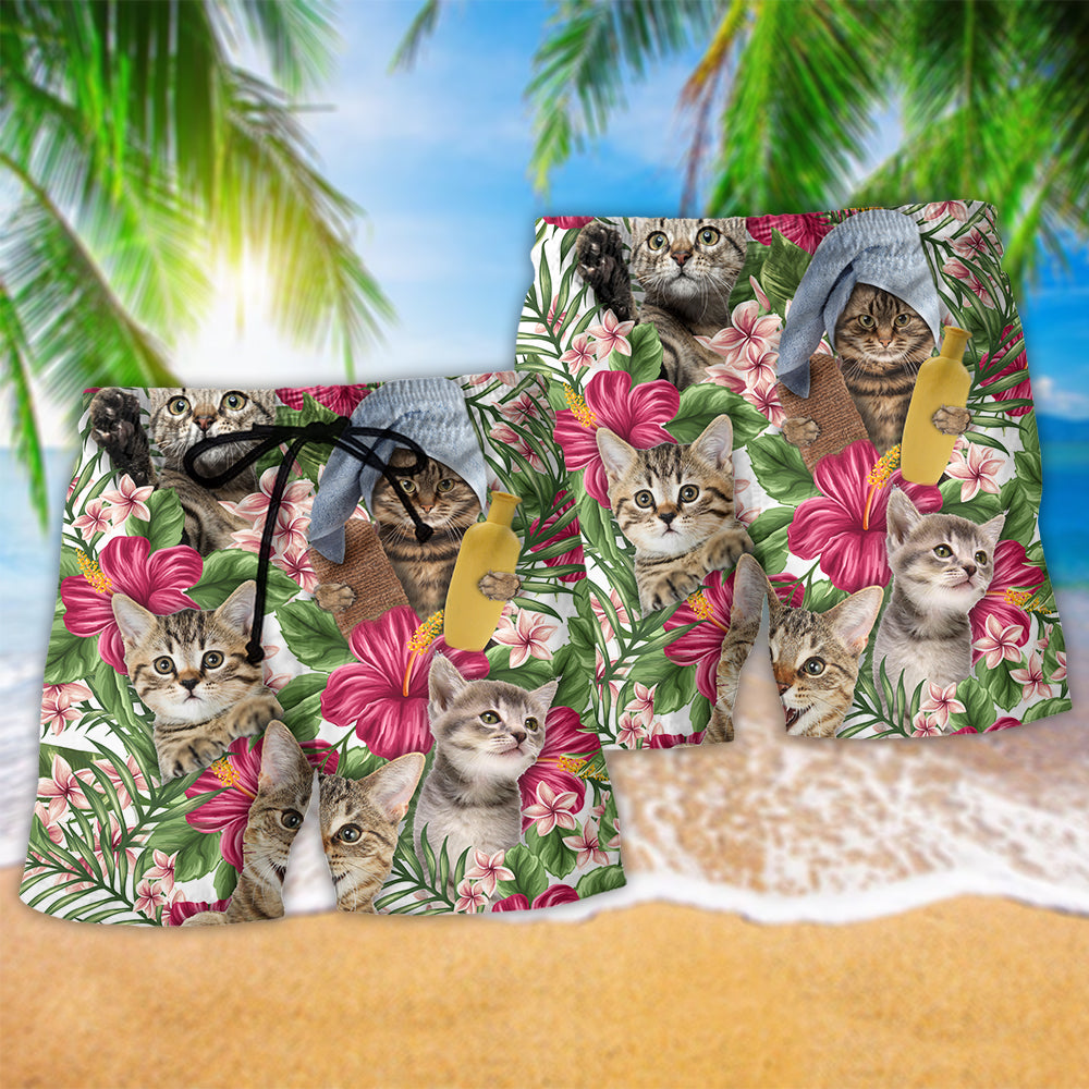 Tabby Cat Summer Tropical Floral Beach Shorts Pattern Detail For Seaside Leisure And Distinctive Seasonal Style