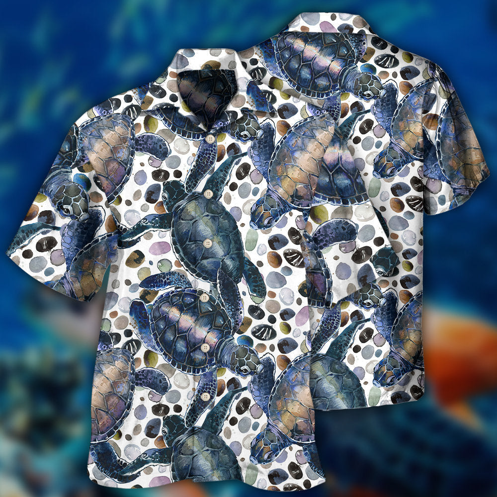 Turtle Fantastic Hawaiian Shirt Artwork Detail For Resort Trips And Outdoor Activities