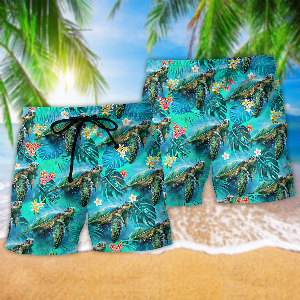 Blue Turtle Beach Shorts Pattern Detail For Leisure Travel And Weekend Casual Style