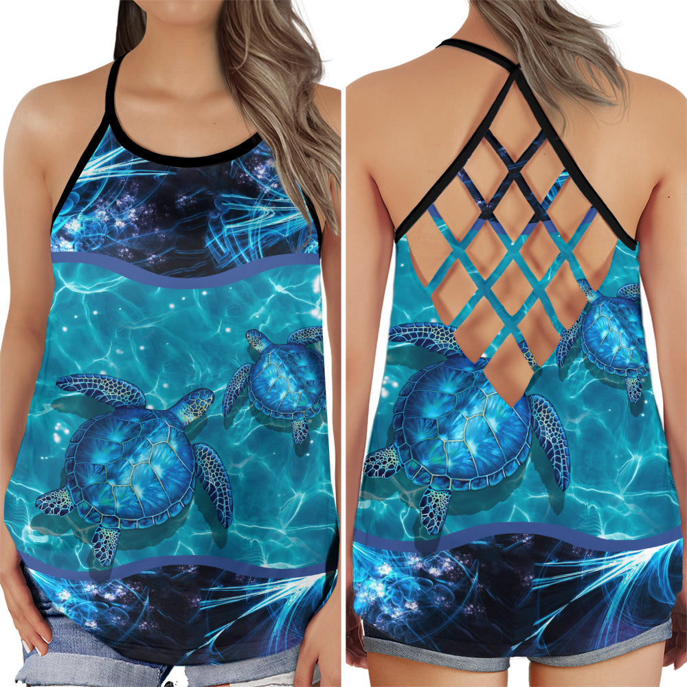 Turtle Beach Ocean Lover Hollow Tank Top For Coastal Travel And Summer Outings