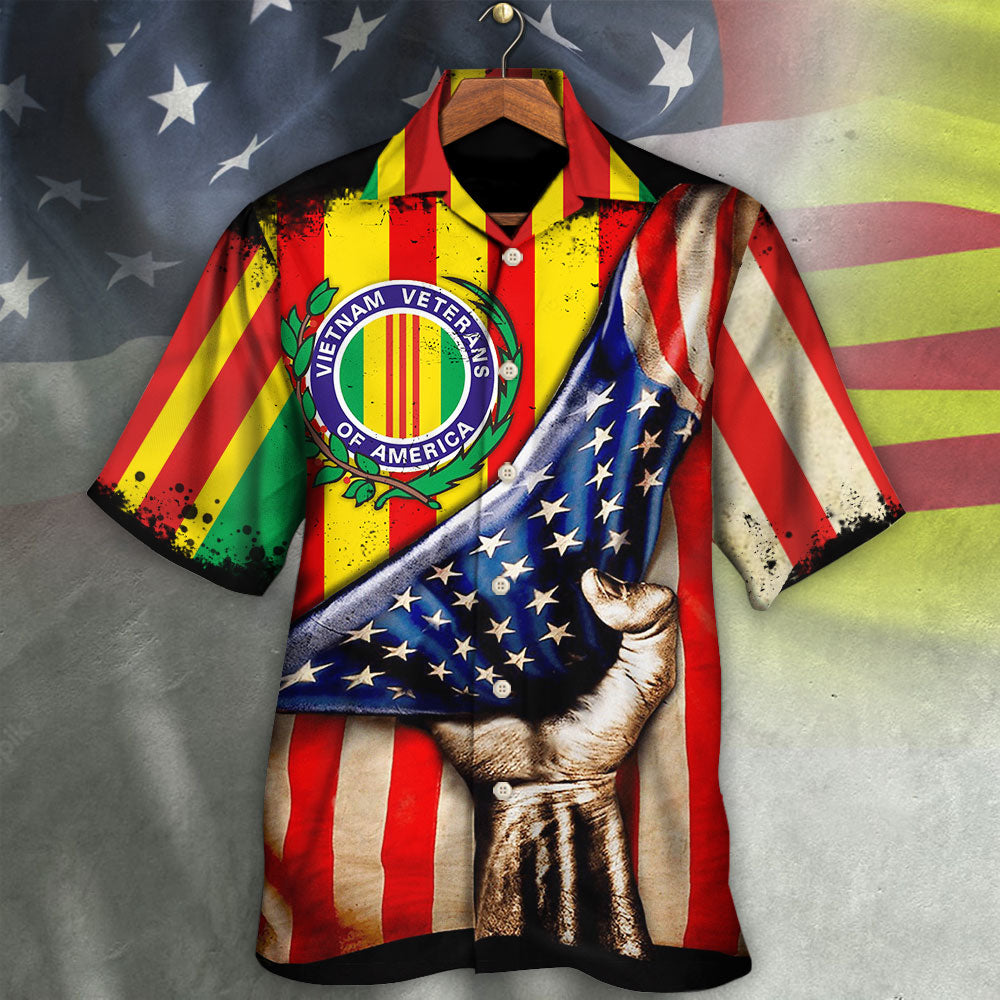 Veteran Vietnam Freedom Hawaiian Shirt Artwork Detail For Resort Trips And Outdoor Activities