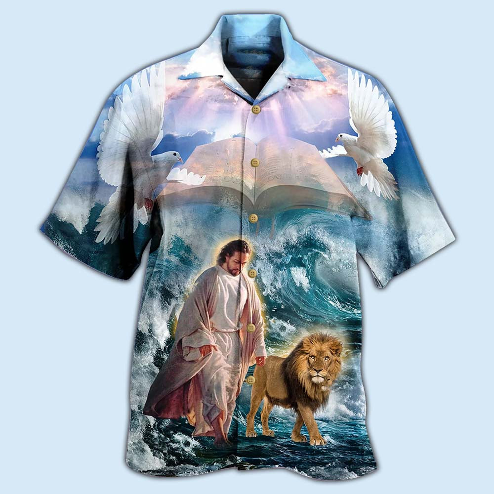 Lion Faith Peace Hawaiian Shirt For Vacation Days And Relaxed Coastal Outings