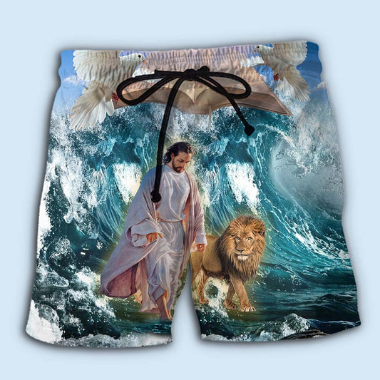 Lion Peace And Faith Ocean Waves Beach Shorts For Summer Vacation And Coastal Travel