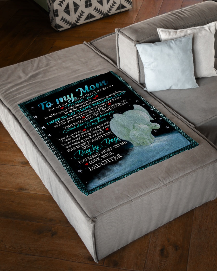 Elephant To My Mom You Are The World To Me Flannel Blanket For Cozy Bedroom Sofa Decor