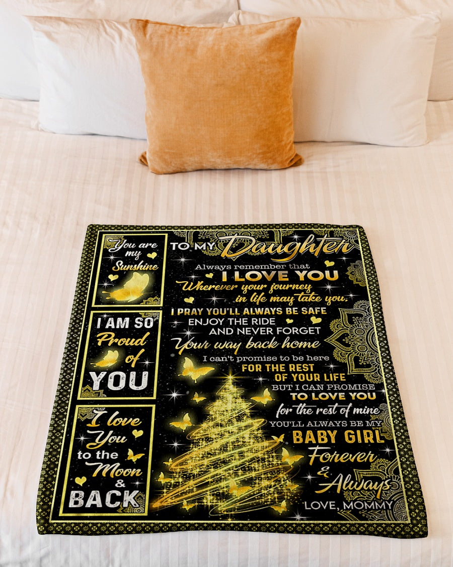 Family I Am So Proud Of You Daughter Gift Black And Yellow Flannel Blanket For Cozy Bedroom Sofa Decor